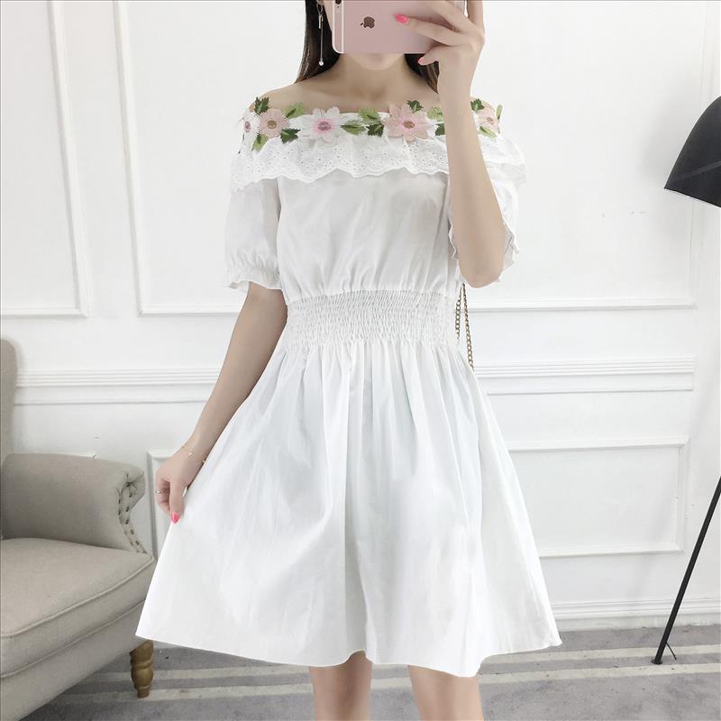 Boat neck lace dress